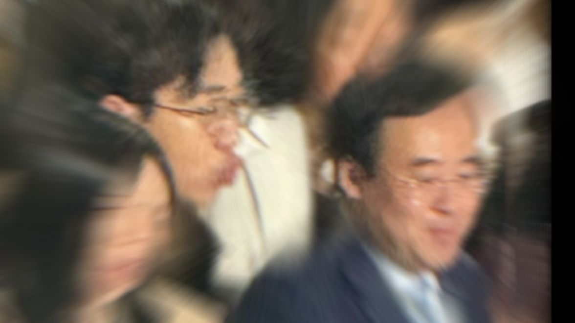 好笑么？用命换的