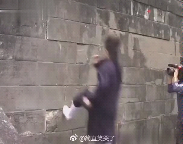 道长说要相信科学然后就跳...