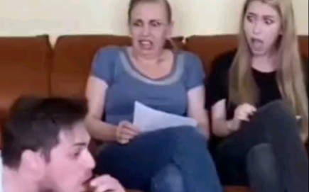 几十秒内让女友震惊数次