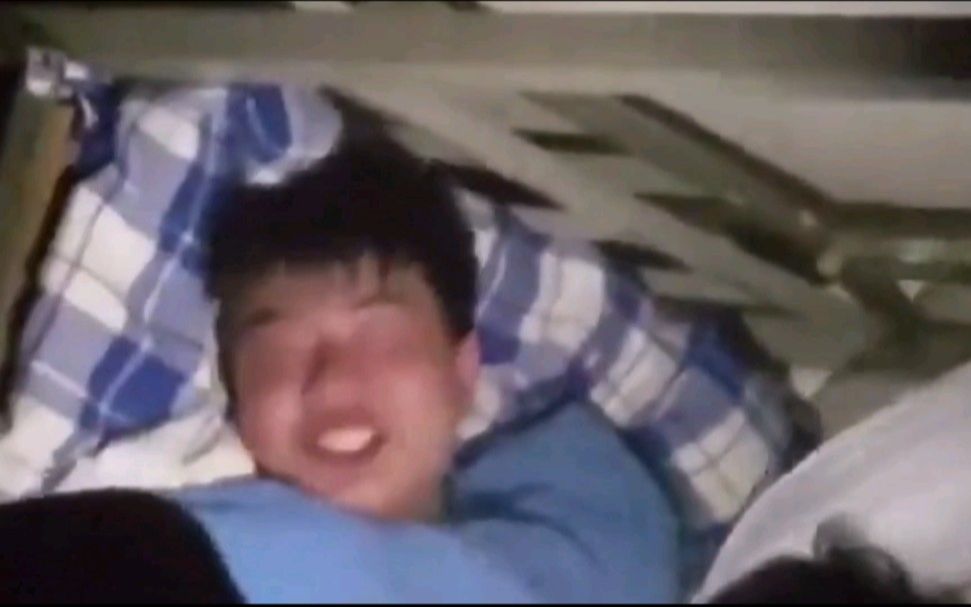 这下好了，全宿舍都知道我...