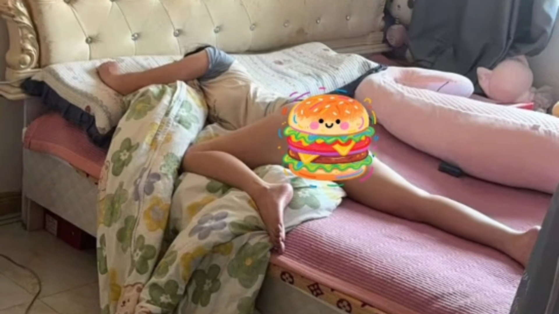 完了，今天的功德又笑没了...