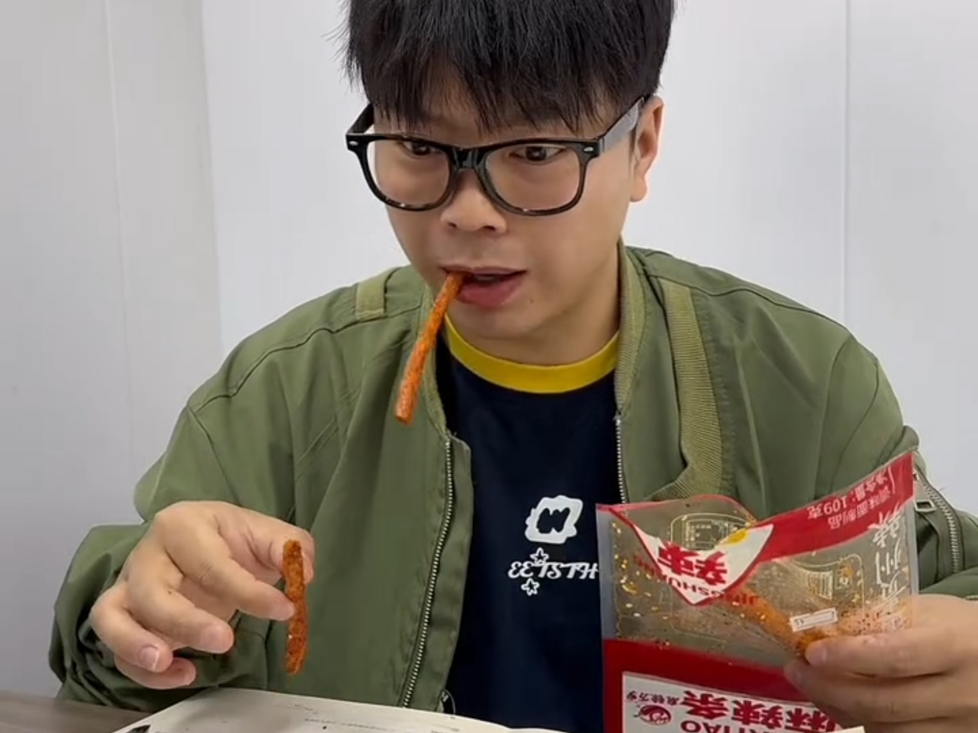 当00后当上了老师是种什...